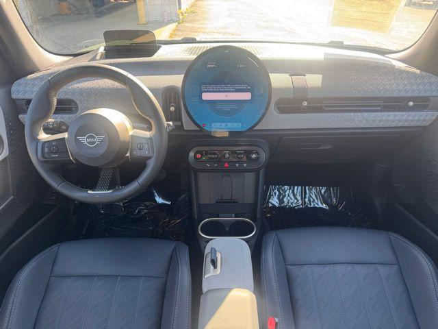 used 2025 MINI Hardtop car, priced at $33,995