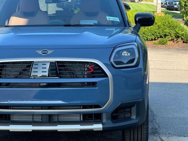 new 2025 MINI Countryman car, priced at $43,555