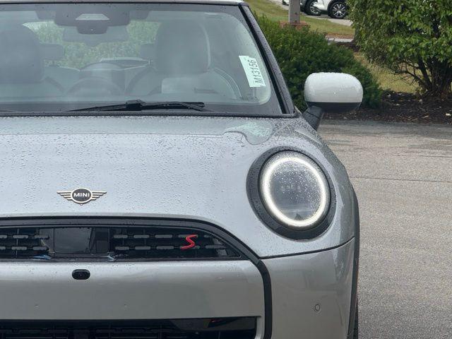 new 2026 MINI Hardtop car, priced at $38,075