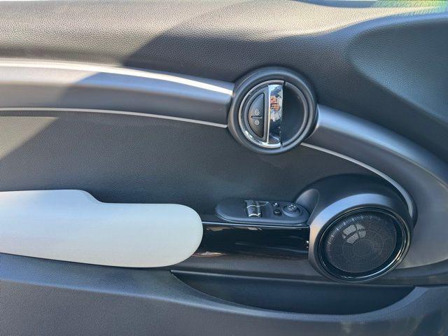 used 2024 MINI Hardtop car, priced at $26,990