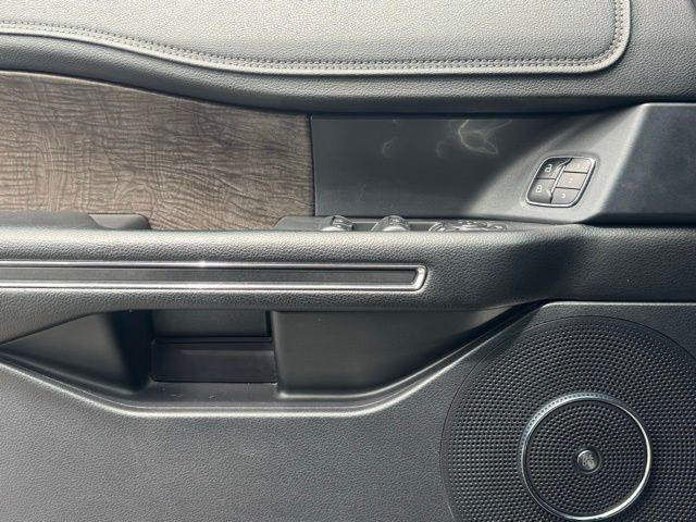 used 2019 Ford Expedition car, priced at $28,990