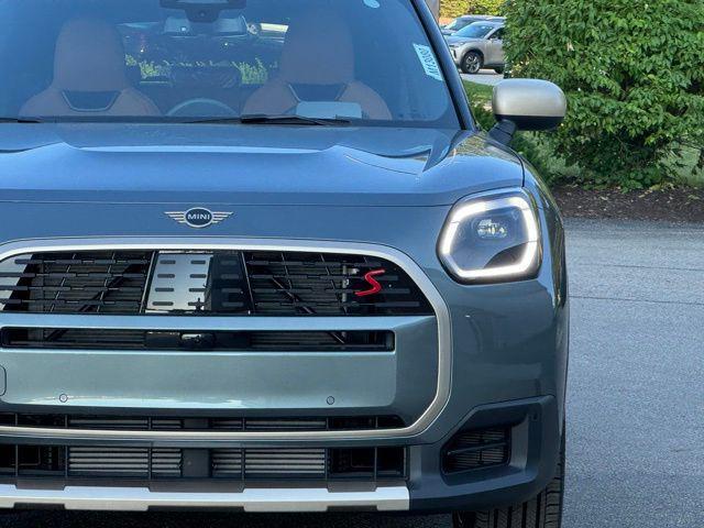 new 2025 MINI Countryman car, priced at $43,275