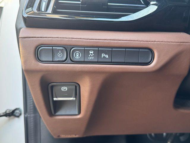 used 2024 Acura MDX car, priced at $47,987