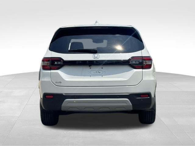 used 2023 Honda Pilot car, priced at $37,990