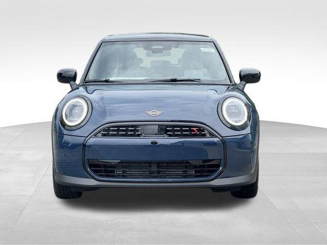 new 2025 MINI Hardtop car, priced at $38,475