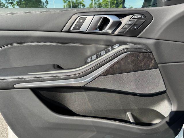 used 2025 BMW X7 car