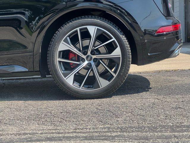 used 2021 Audi SQ5 car, priced at $35,987