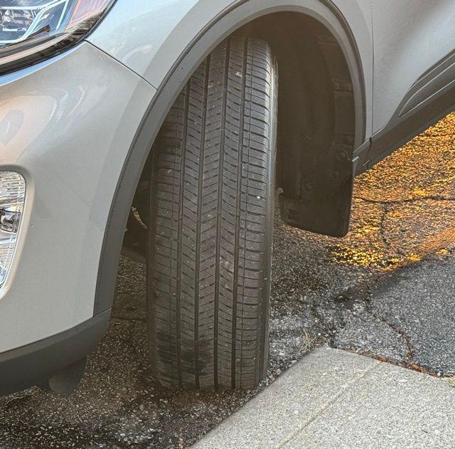 used 2022 Ford Escape car, priced at $22,990