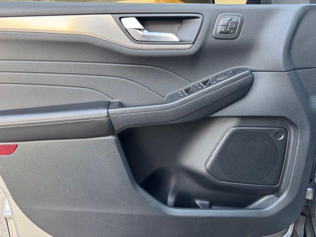 used 2022 Ford Escape car, priced at $22,990