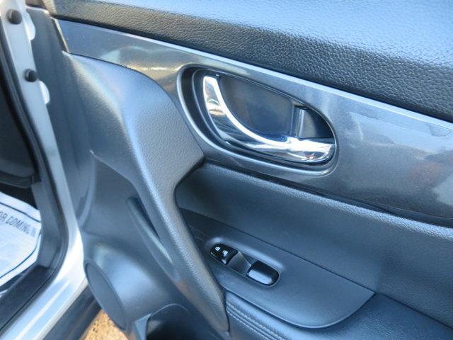 used 2020 Nissan Rogue car, priced at $19,991