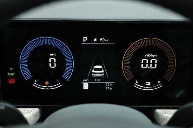 new 2025 Hyundai Sonata Hybrid car, priced at $33,095