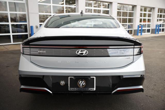 new 2025 Hyundai Sonata Hybrid car, priced at $33,095