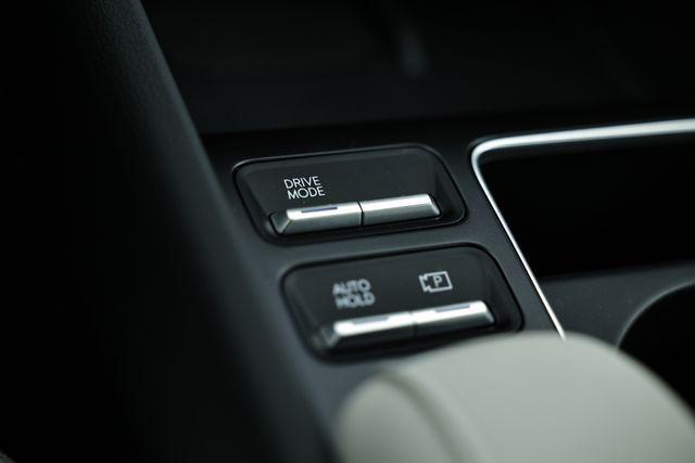 new 2025 Hyundai Sonata Hybrid car, priced at $33,095