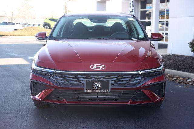 new 2025 Hyundai Elantra car, priced at $25,385