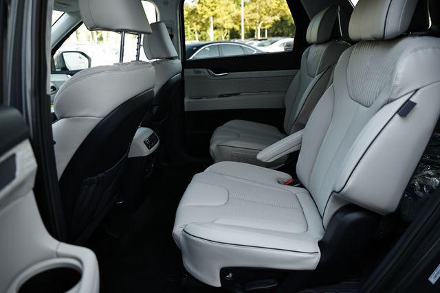 new 2025 Hyundai Palisade car, priced at $54,945