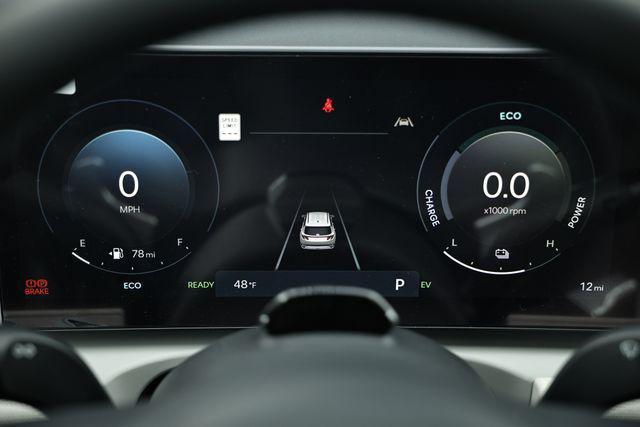 new 2025 Hyundai TUCSON Hybrid car, priced at $38,335