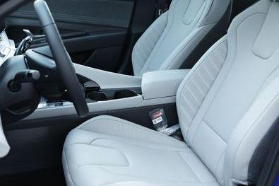 new 2025 Hyundai Elantra car, priced at $31,065