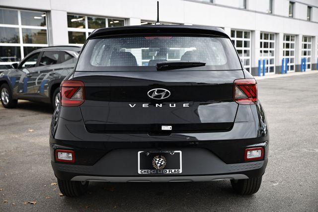 new 2025 Hyundai Venue car, priced at $22,385