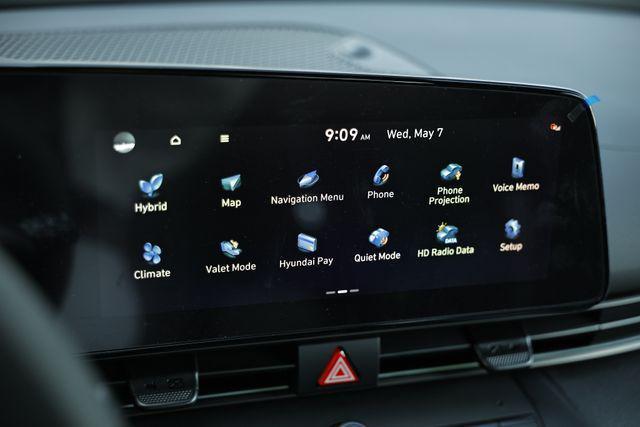new 2025 Hyundai Elantra car, priced at $29,185