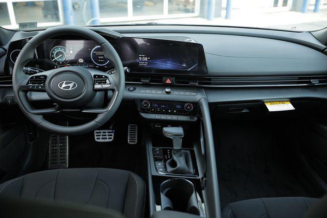 new 2025 Hyundai Elantra car, priced at $29,185