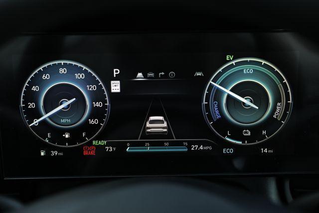new 2025 Hyundai Elantra car, priced at $29,185
