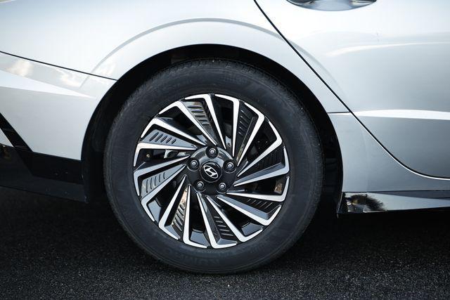 used 2024 Hyundai Sonata Hybrid car, priced at $22,888
