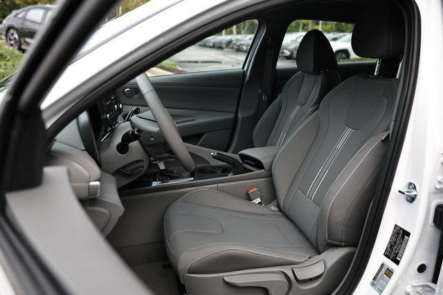 new 2025 Hyundai Elantra car, priced at $25,565