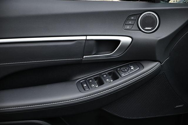 new 2025 Hyundai Sonata Hybrid car, priced at $39,550