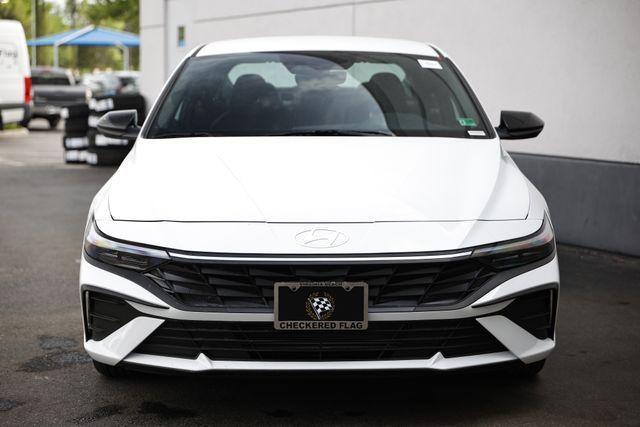 new 2025 Hyundai Elantra car, priced at $25,565