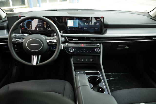 new 2025 Hyundai Sonata car, priced at $30,528