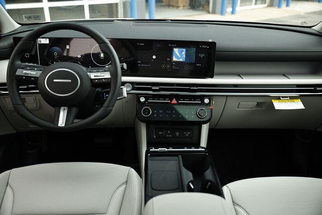 new 2025 Hyundai TUCSON Hybrid car, priced at $43,790