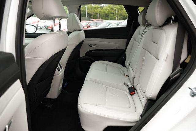 new 2025 Hyundai TUCSON Hybrid car, priced at $43,790
