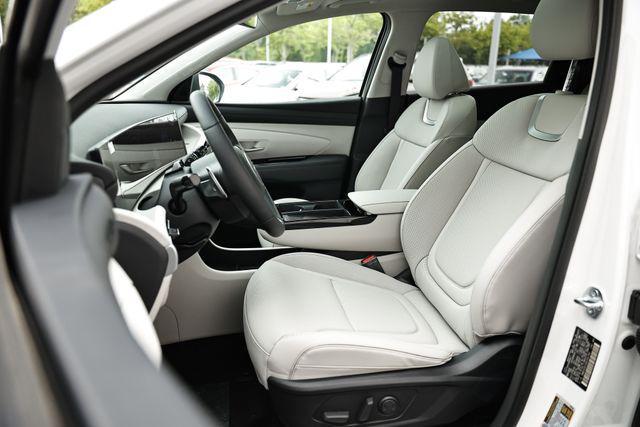 new 2025 Hyundai TUCSON Hybrid car, priced at $43,790