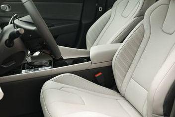 new 2025 Hyundai Elantra car, priced at $31,870