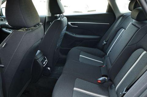 new 2025 Hyundai Sonata Hybrid car, priced at $33,248