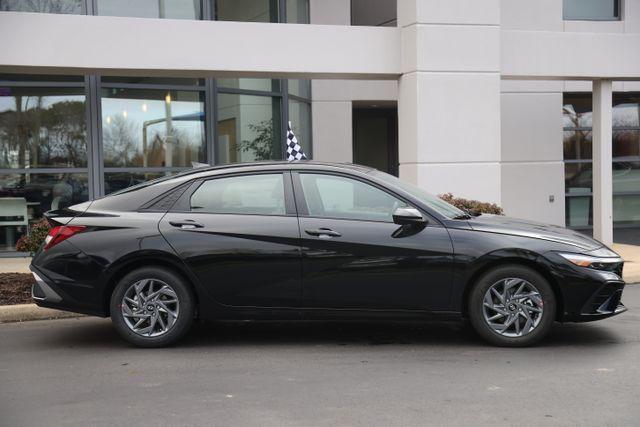 new 2025 Hyundai Elantra car, priced at $25,070