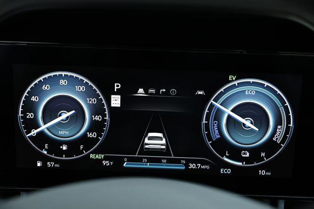 new 2025 Hyundai Elantra car, priced at $29,210