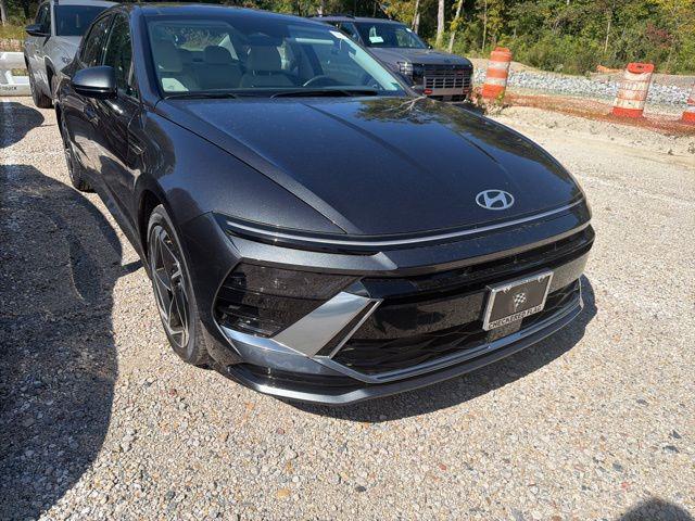used 2024 Hyundai Sonata car, priced at $25,330