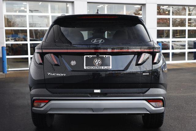 new 2025 Hyundai Tucson car, priced at $35,800