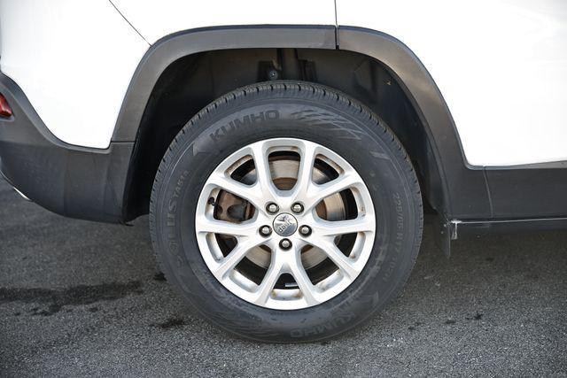 used 2017 Jeep Cherokee car, priced at $13,469