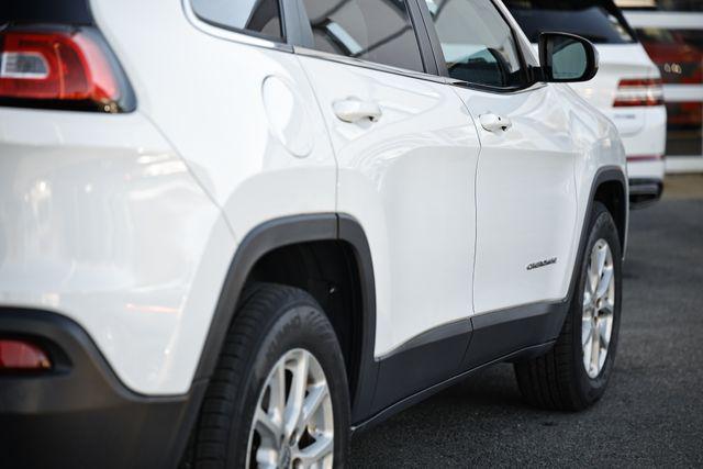 used 2017 Jeep Cherokee car, priced at $13,469