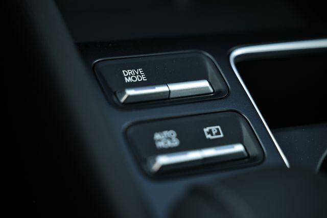 new 2025 Hyundai Sonata Hybrid car, priced at $33,233