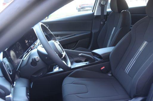 new 2025 Hyundai Elantra car, priced at $25,065