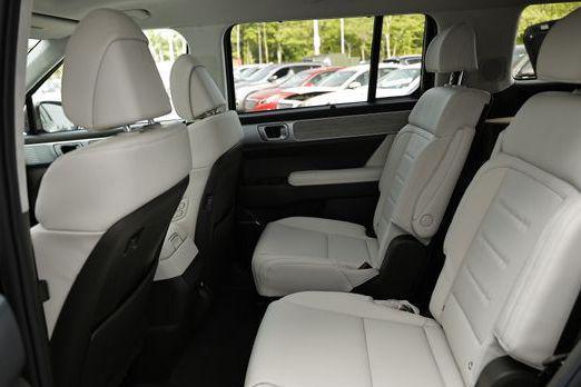 new 2025 Hyundai SANTA FE HEV car, priced at $52,900