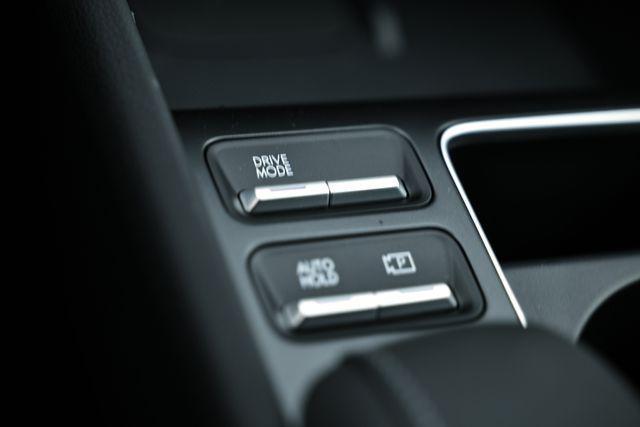 new 2025 Hyundai Sonata Hybrid car, priced at $33,090