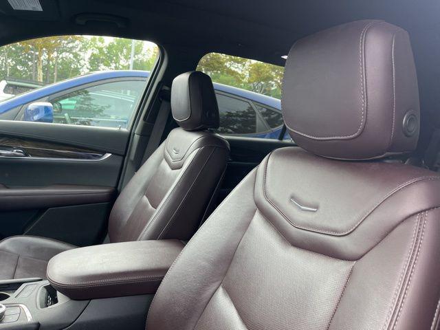 used 2021 Cadillac XT6 car, priced at $31,514