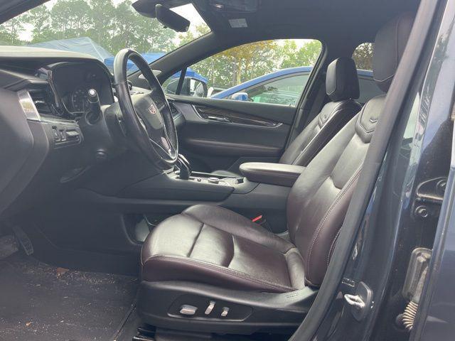 used 2021 Cadillac XT6 car, priced at $31,514