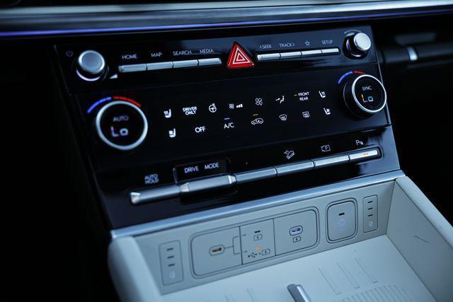 new 2025 Hyundai SANTA FE HEV car, priced at $50,575