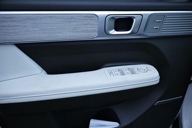 new 2025 Hyundai SANTA FE HEV car, priced at $50,575