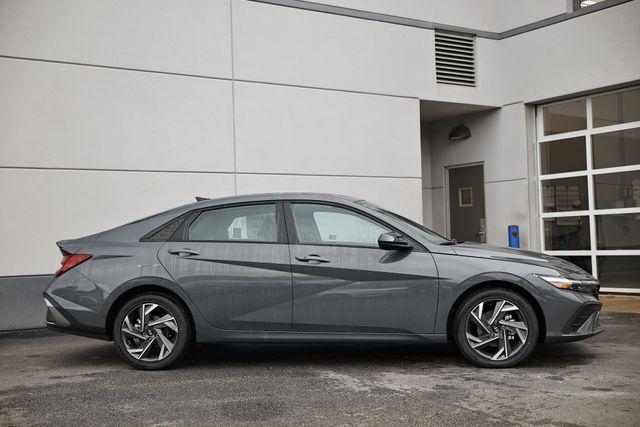 new 2025 Hyundai Elantra car, priced at $29,190
